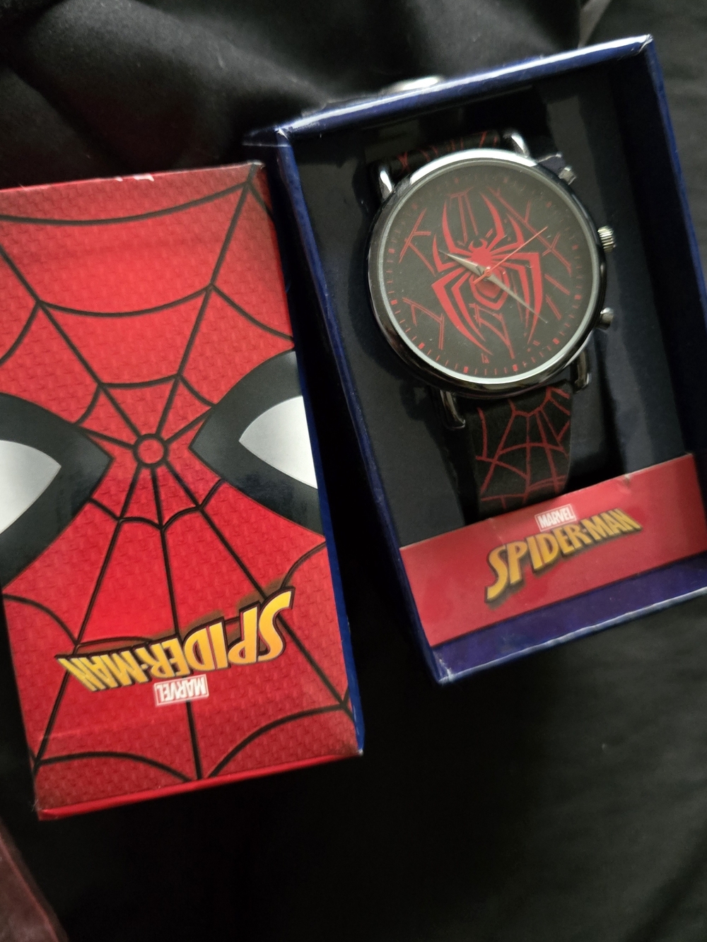 Marvel Spider-Man Red & Black Logo Adult Men's Wristwatch - New in Box